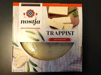 Käse Trappist mit Peperoni