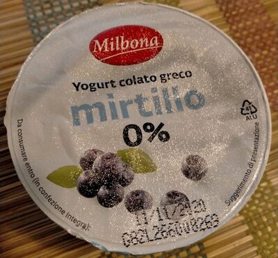 Yogurt colato greco mirtillo 0%