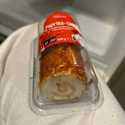 Paprika-Chilli-Frischkäserolle