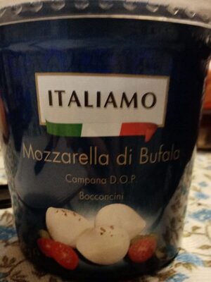 Mozzarella di bufala front packaging