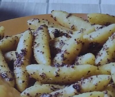 Strigoli di patate con semi di papavero