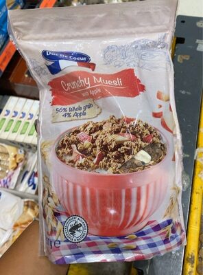Crunchy muesli front packaging