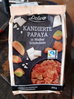 karierte Papaya in weißer schokolade