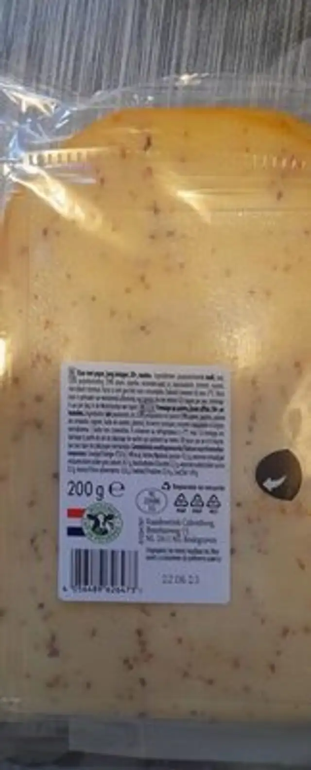 Poivre jeune affiné nutrition facts table