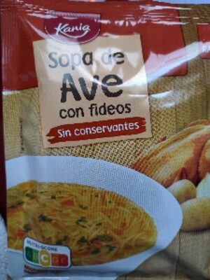 Sopa de ave con fideos