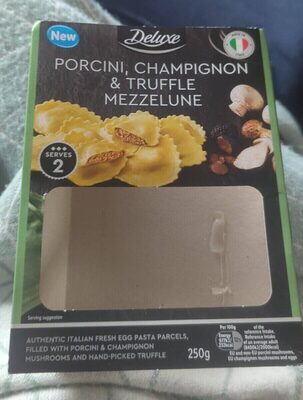 Porcini, champignon & truffle mezzelune