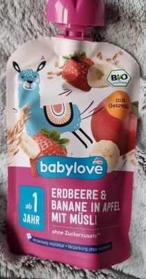 Erdbeere & Banane in Apfel mit Müsli