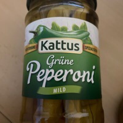 Grüne Peperoni front packaging