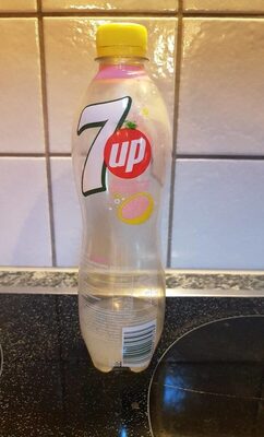 Seven Up front packaging
