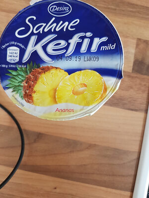 Sahne-Kefir Ananas front packaging
