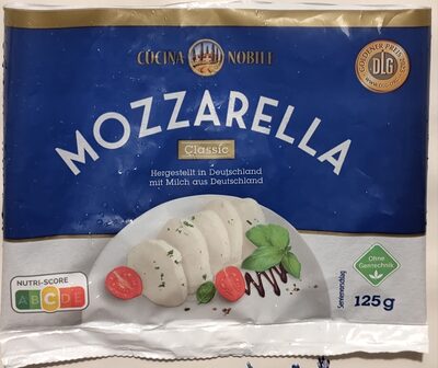 ALDI CUCINA NOBILE Mozzarella Nach italienischer Art; Classich, 45% Fett i. Tr. Aus der Kühlung 0.85€ 200-g-Beutel 1kg  6.80€ ATG Abtropfgewicht (ATG) 125 g front packaging