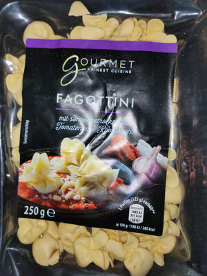 Fagottini mit Tomaten und Knoblauch