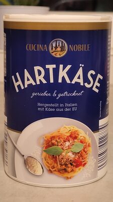 Geriebener Hartkäse