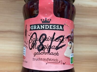 Sauerkirsch Marzipan Marmelade