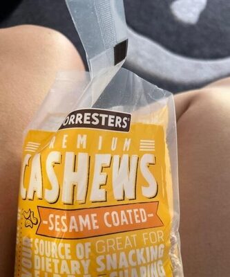 Cashews sesame coated