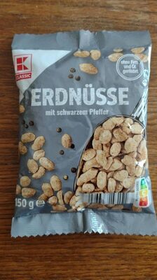 Erdnüsse mit schwarzem Pfeffer
