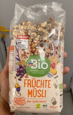 Früchte Müsli