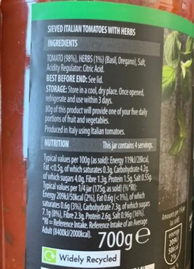 Basil and Oregano Passata nutrition facts table