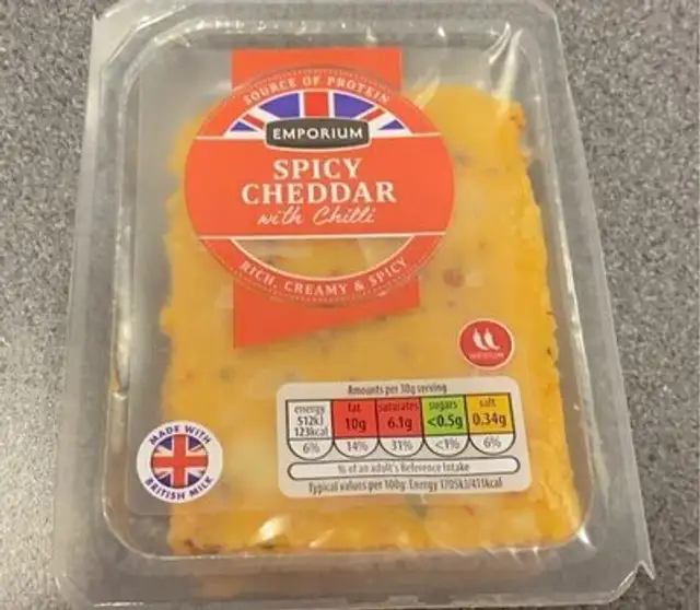 Spicy Cheddar with Chilli