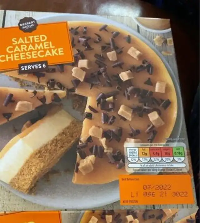 Salted caramel cheesecake