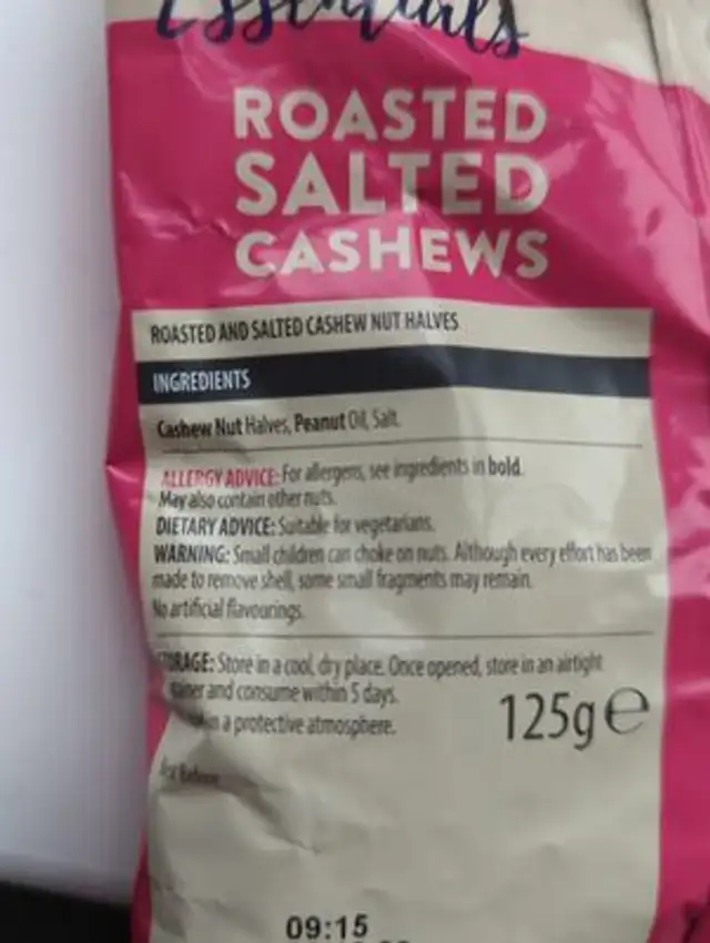 Roasted Salted Cashews ingredients label