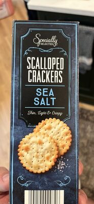 Scalloped Crackers Sea Salt