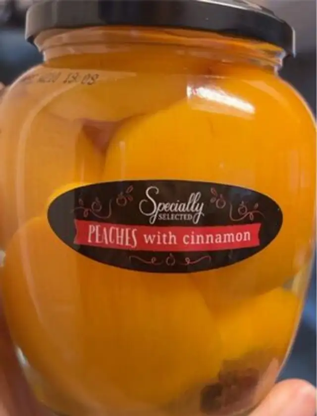 Peaches with Cinnamon