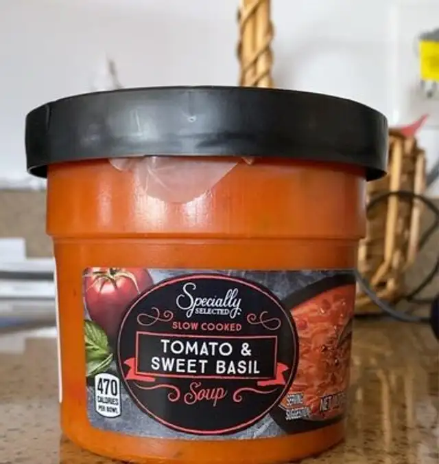 Tomato & Sweet Basil Soup