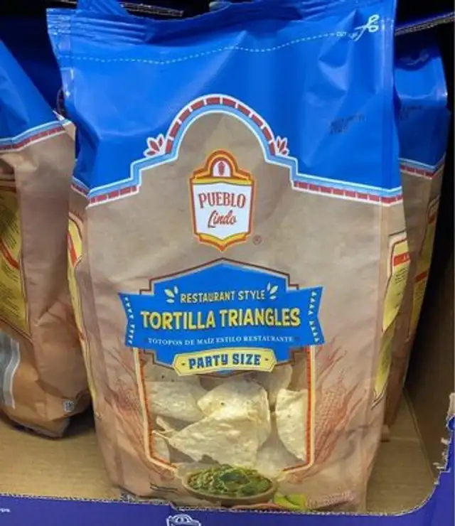 Pueblo Lindo tortilla triangles
