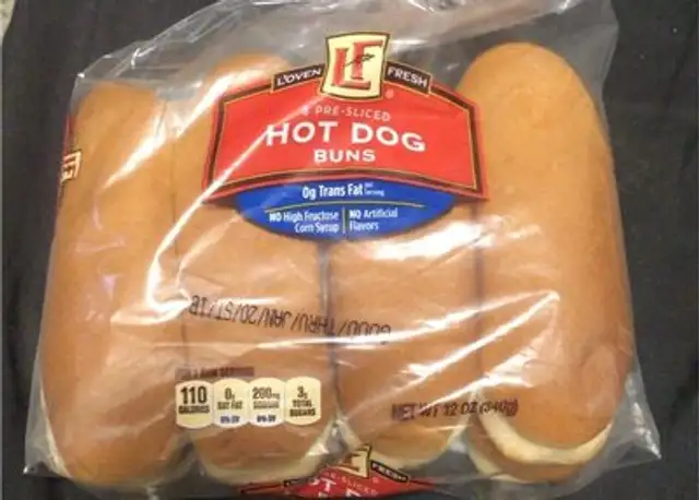 Hot dog buns