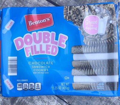 Double Filled Chocolate Sandwich Cookies with Vanilla Filling