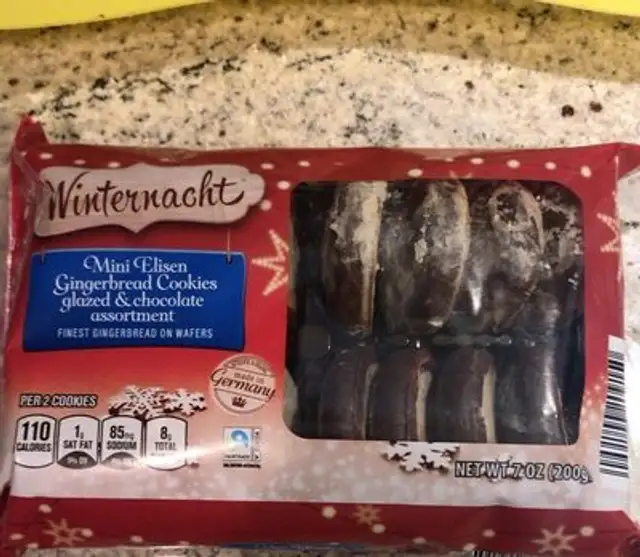 Mini gingerbread cookies
