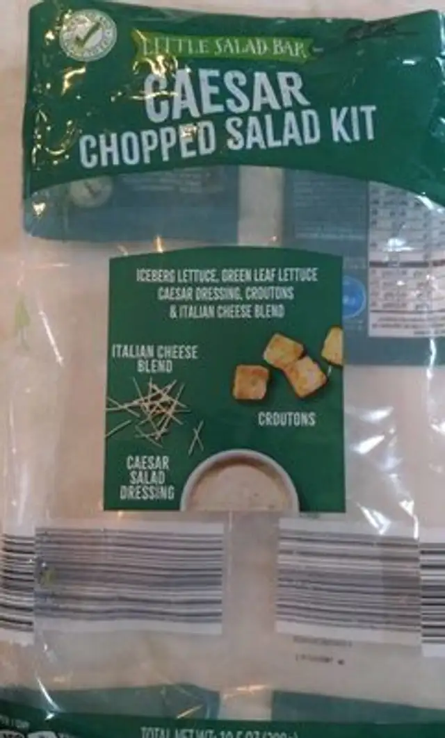 Caesar Chopped Salad Kit