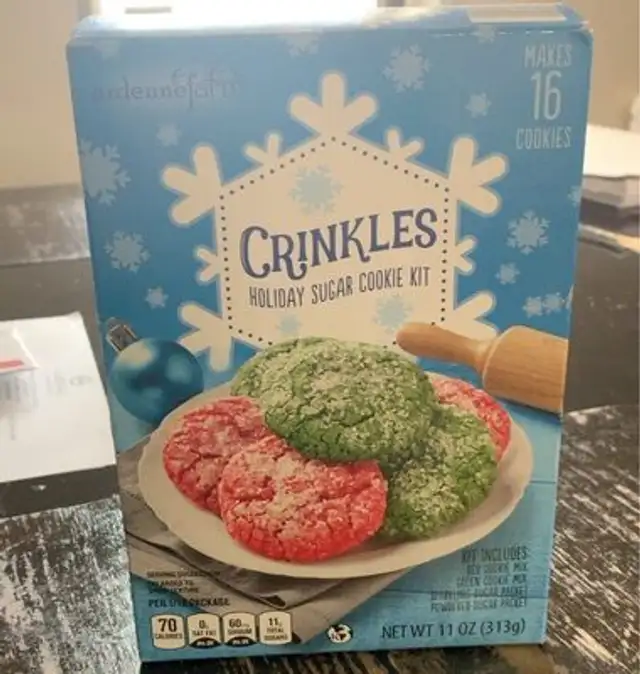 Crinkles holiday sugar cookie kit