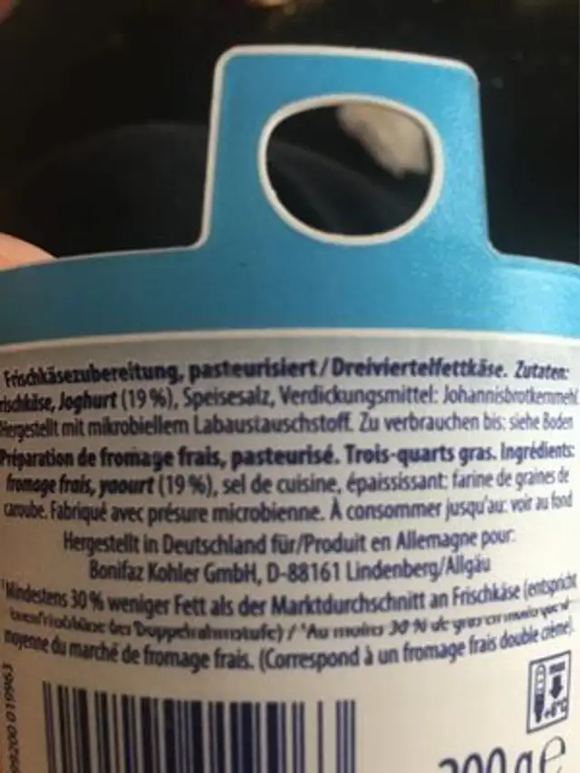 Fromaage frais avec yaourt ingredients label