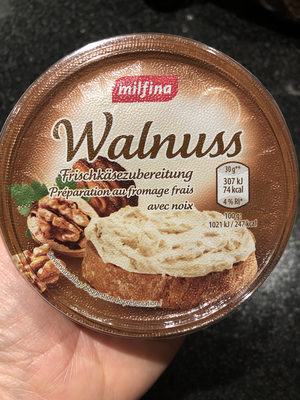 Walnuss, préparation au fromage frais avec noix