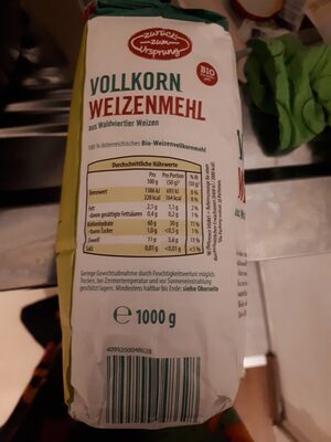 Vollkorn Weizenmehl front packaging