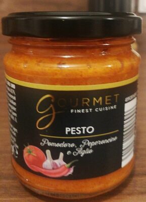 Pesto pomodoro, peperoncino e aglio