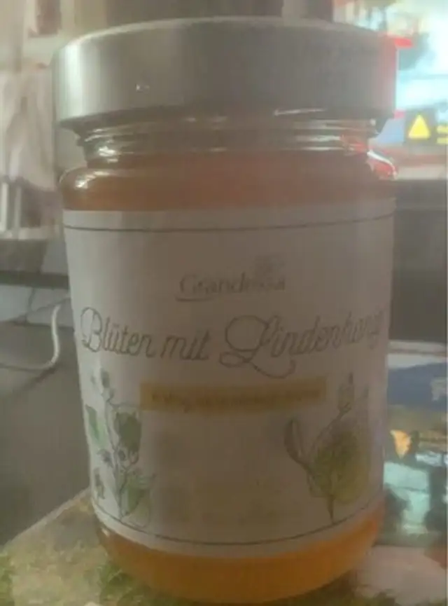 Blüten mit linderhonig