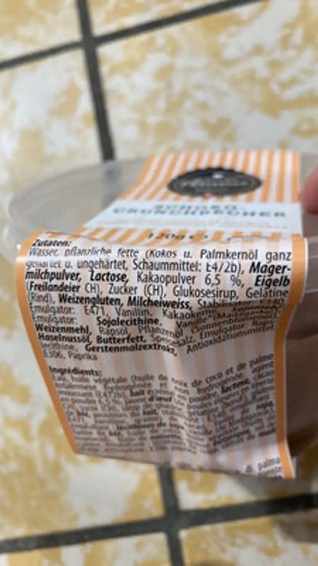 Mousse chocolaté ingredients label