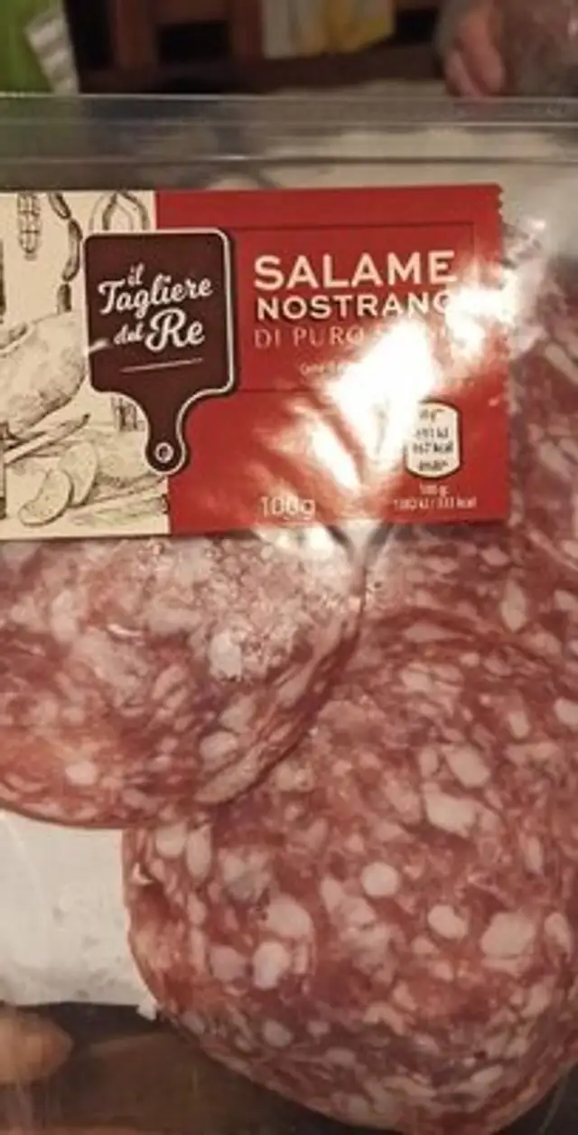 Salame nostrano di suino