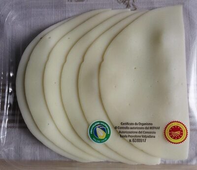 PROVOLONE VALPADANA D.O.P PICCANTE