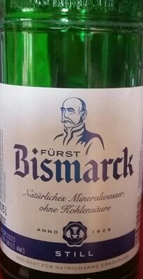 Natürliches Mineralwasser ohne Kohlensäure