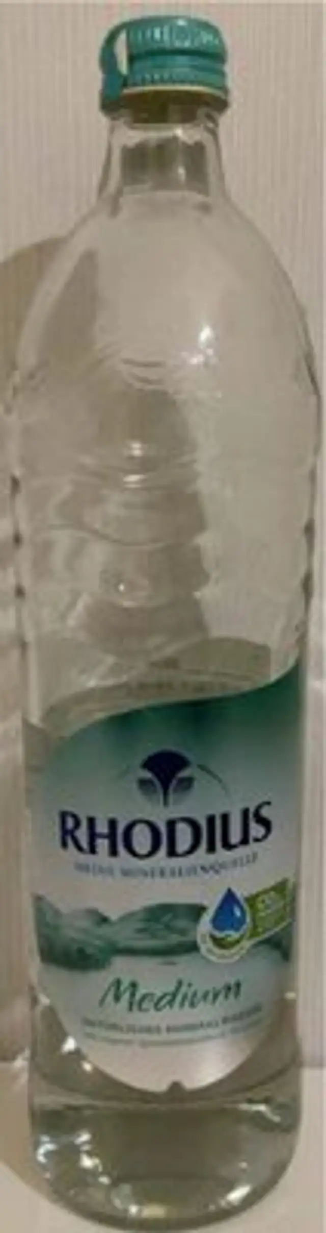 Mineralwasser front packaging