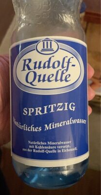 Natürliches Mineralwasser front packaging