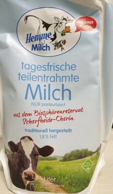 Tagesfrische teilentrahmte Milch