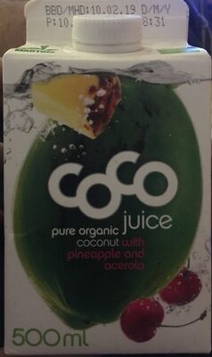 Pure coconut juice with pineapple and acerola