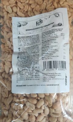 Erdnusskerne geröstet mit Öl und Salz