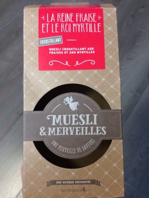 La reine fraise et le roi myrtille