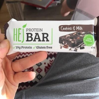 HEJ protein BAR - Cookies & Milk front packaging